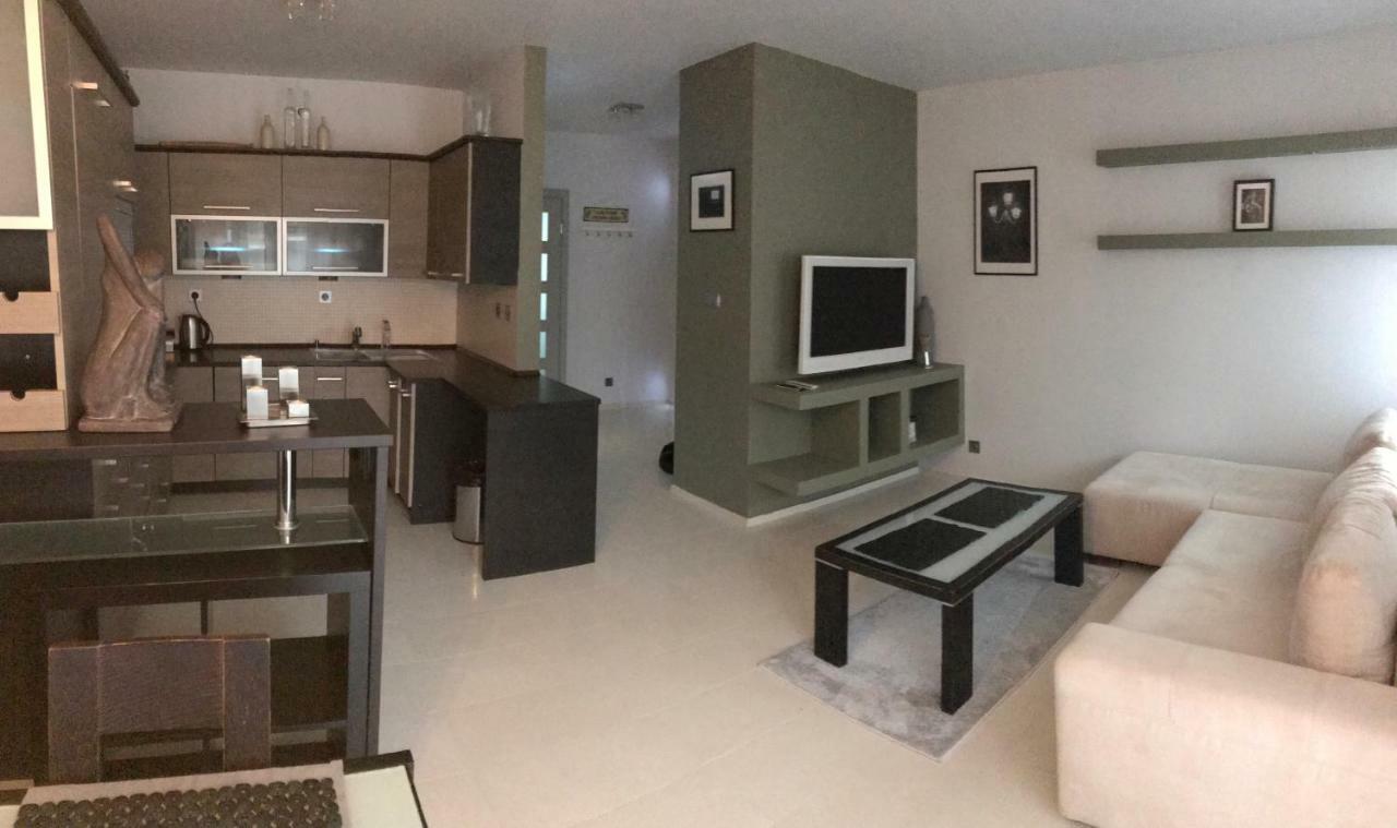 Przystanek Sanok Apartament W Scislym Centrum ภายนอก รูปภาพ